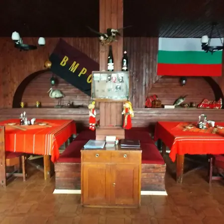Guest house Къща За Гости С.Ярловци,Гр.Трън *